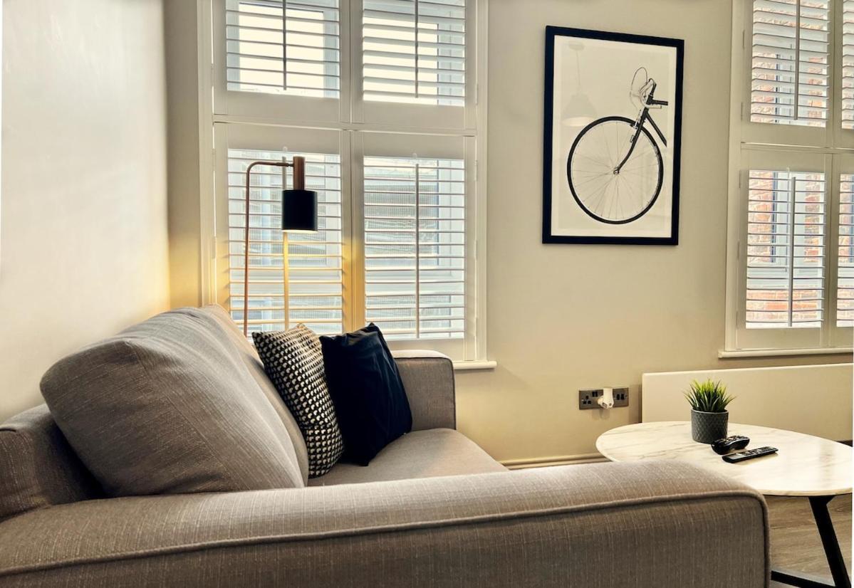 Apt 4, 10 Kingsway In A Stylish Georgian Building Altrincham Esterno foto